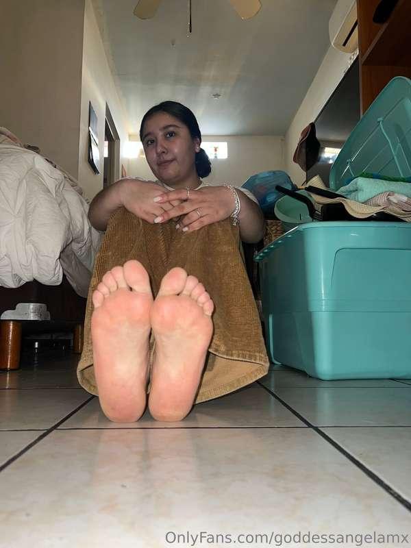 barefoot friday ✨