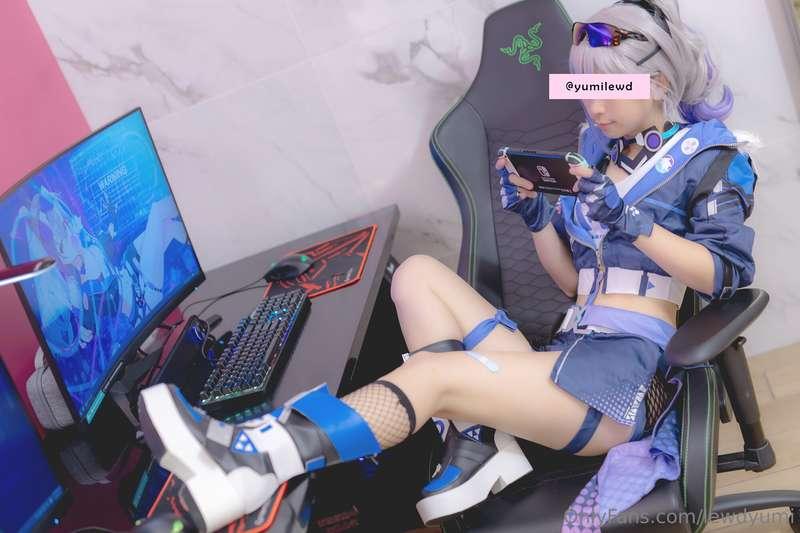 lewdyumi image #16