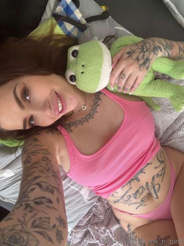 Curled up in bed with my little froggy, I only need someone ..