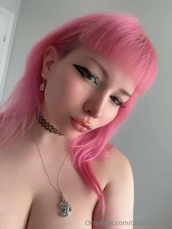 rate from 1 -10 how do i look? 🤭