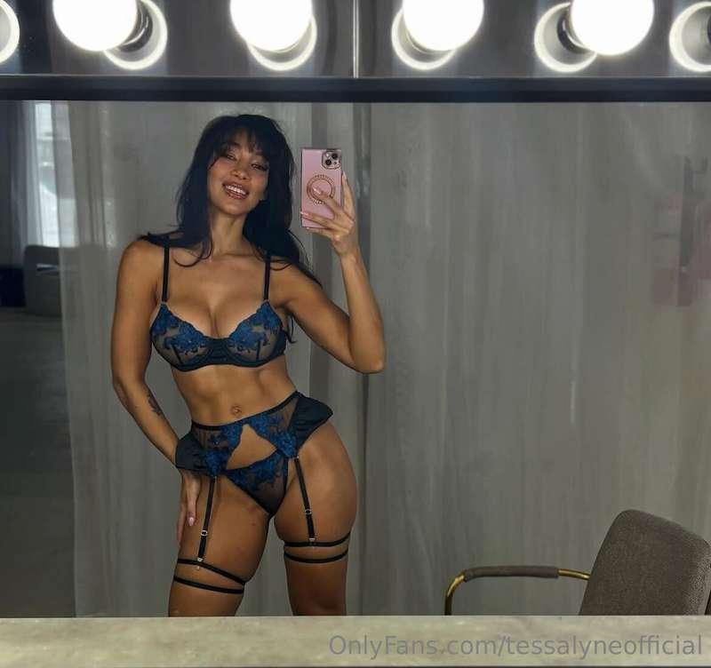 tessalyneofficial image #1
