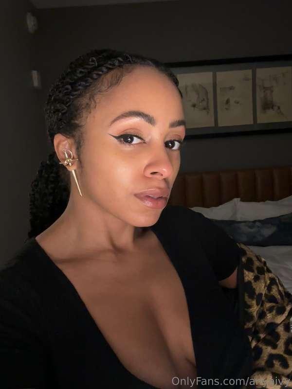 You don't want to miss out this hot new content of mine! 🥵