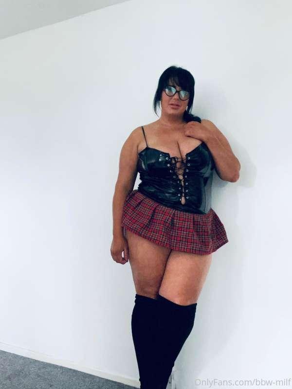 Who wants to have some fun with me tonight? 👀 I’m feeling ve..