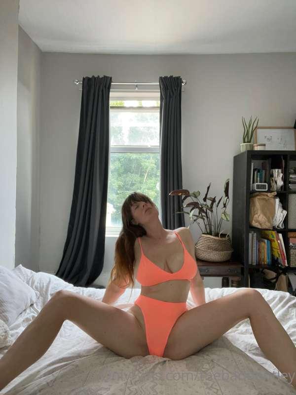 3 outfits to strip out of and play with myself for you in th..