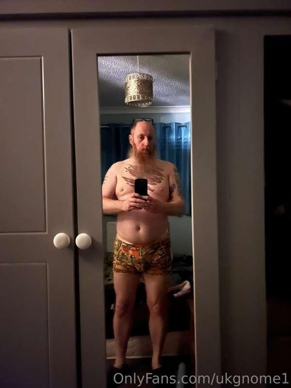 I now have a mirror - send a Christmas tip and I’ll message ..