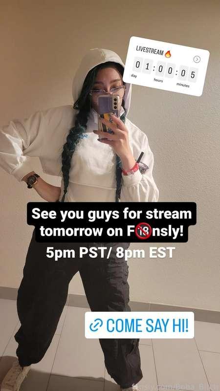 Hi hi! I'll be streaming tomorrow (Saturday the 17th) at 5pm PST/8pm EST! I wanna catch up with y'all and see how you're doing, so it'll mostly be a chill stream. Well, I always say it's gonna be a chill stream and then it's not HAHA. I also got a bunch of goodies from y'all in the mail, so we can open those up on stream as well.

See you guys soon!