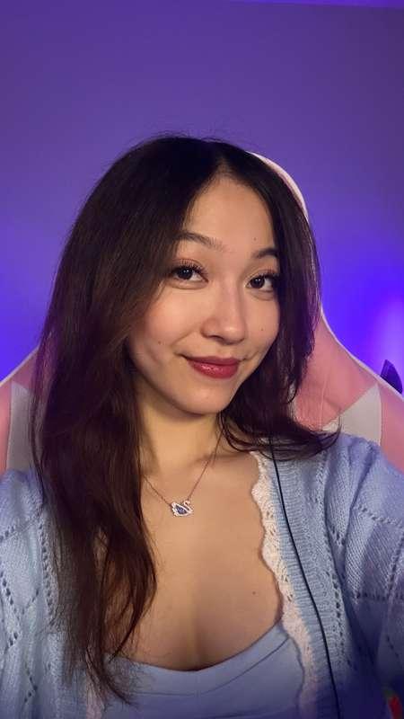 sorry for being mia 🥹 we are LIVE ON TWITCH again tonight 