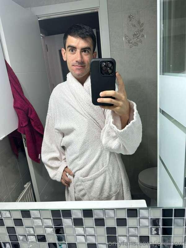Me mola jugar en la ducha 💦 Es donde me pongo más cachondo 🐽