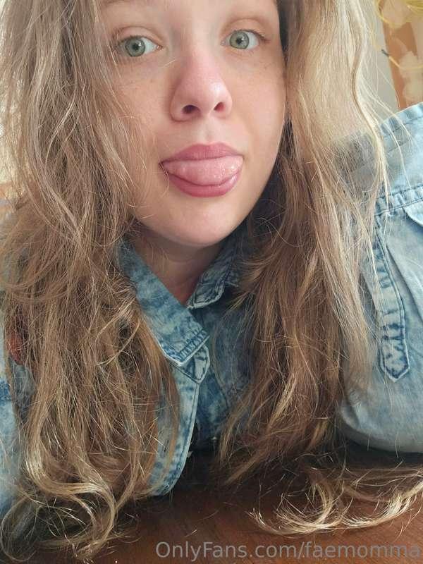 Things got a bit hectic for a while. Here's some face pics a..