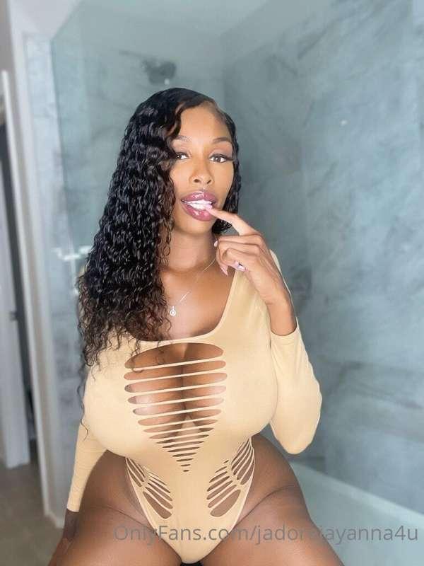Am I wearing too much? 🤔
