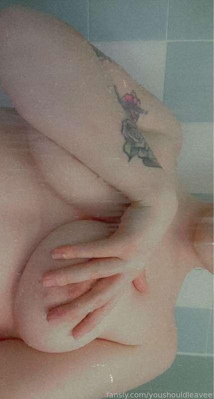 youshouldleavee image #4