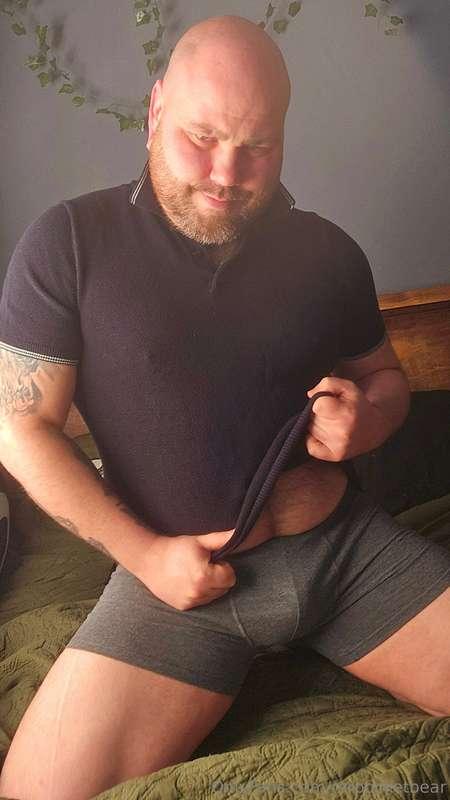 Oh no!! I ripped my undeies. I hope there is no big strong d..