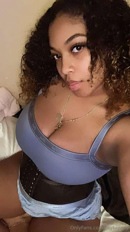 would you cheat on your gf w me?😏