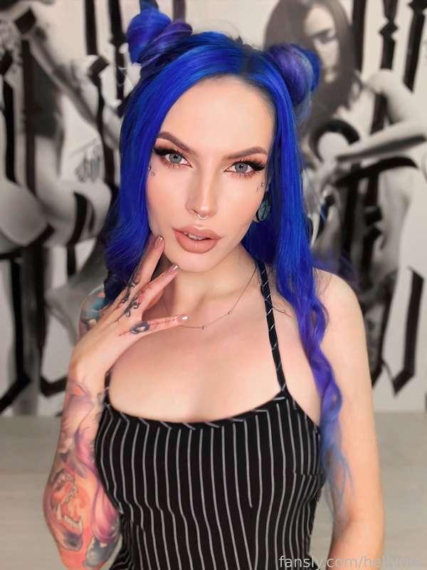 Pick one💙💙💙

#fyp #bluehair #sexy #tattoogirl #inkedgirl #pussy #sexyholes #babe #hotgirl #piercings #horny #ass #naked #body #doggy #cutegirl #cutie