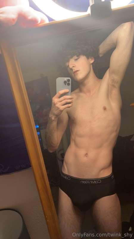 twink_shy image #0
