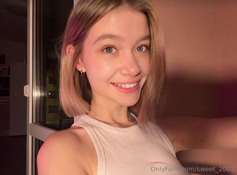 🔞𝐅𝐑𝐄𝐄 𝐒𝐔𝐁𝐒𝐂𝐑𝐈𝐏𝐓𝐈𝐎𝐍🔞 @technobab
This slut @technobab is onlin..