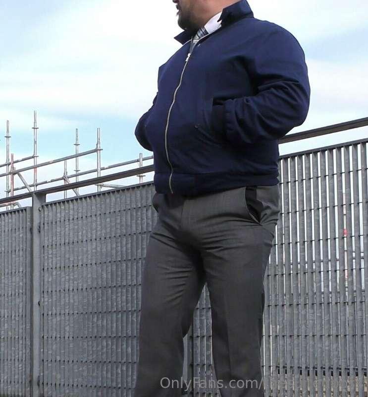 thesuitedboss image #0