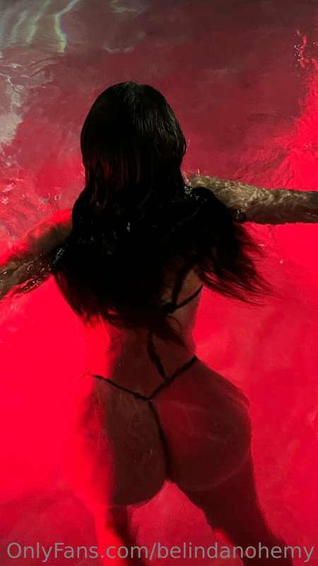 let’s go skinny dipping ❣️