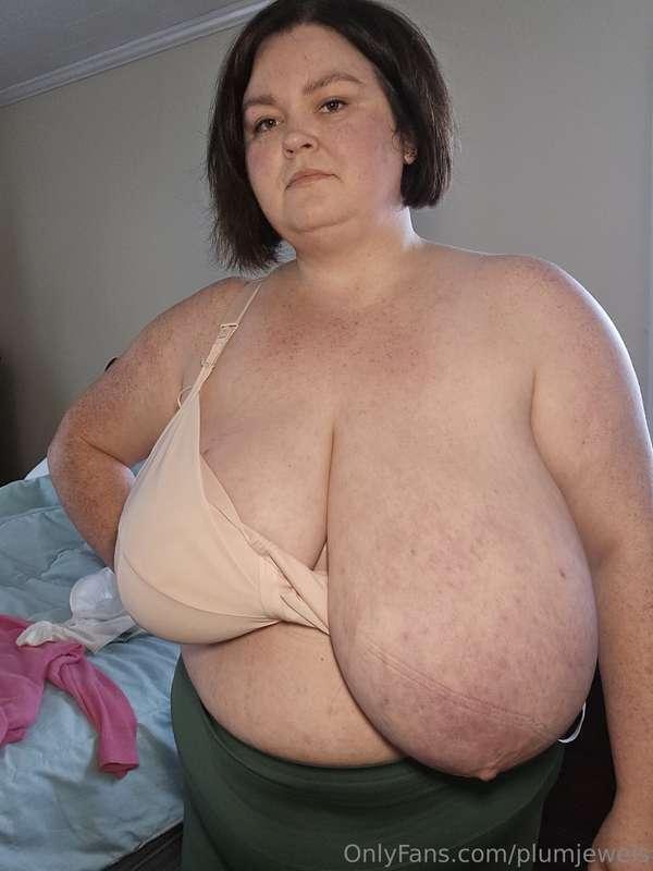 A new bra! This one has some special features 😏