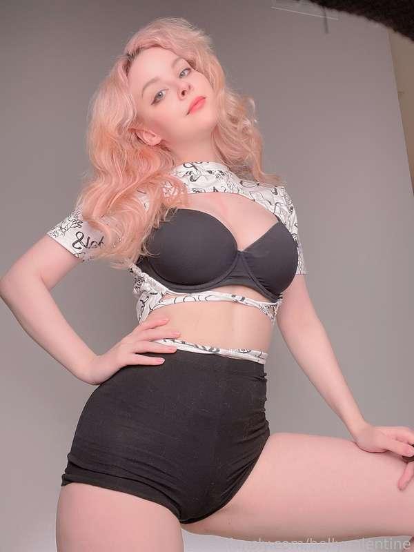hellyvalentine image #21