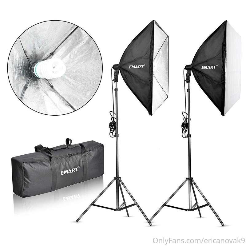 I'm so super excited!!! I have brand new lightboxes being de..