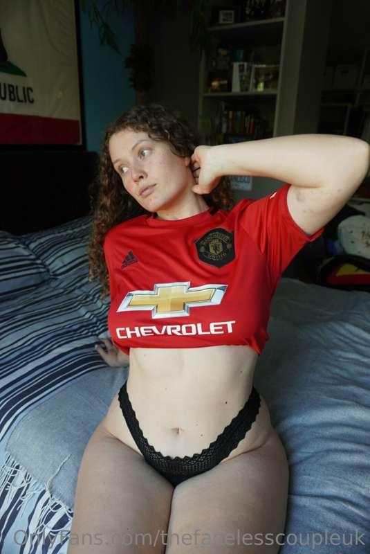 Getting in the mood for the FA Cup final tomorrow! T is a hu..