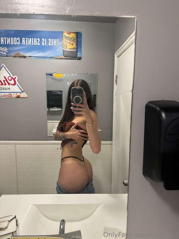 Take me drinking, I take my pants off🤪