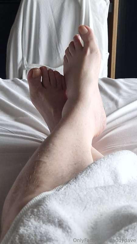 Feet 👣, Leg, cock and Cum! 🥳😉🫣🤭