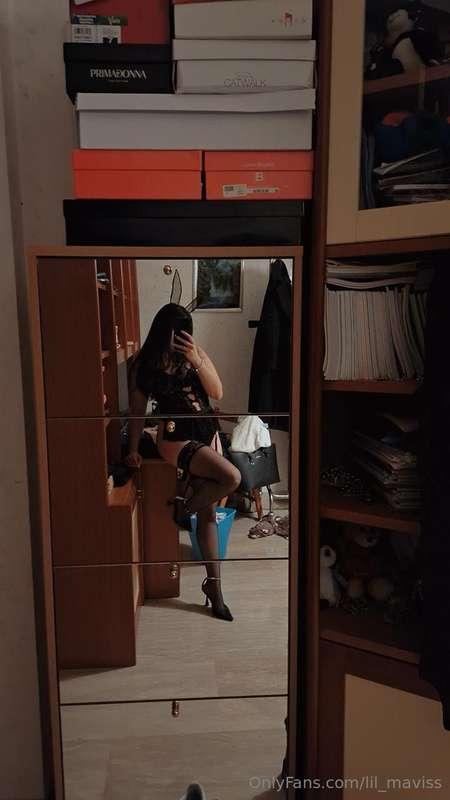 Sto facendo foto al momento, che aspetti? 🔞