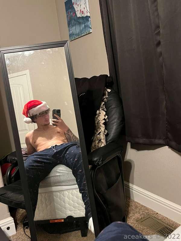 we're having a white xmas on the vip page ;)) @aceakersvip