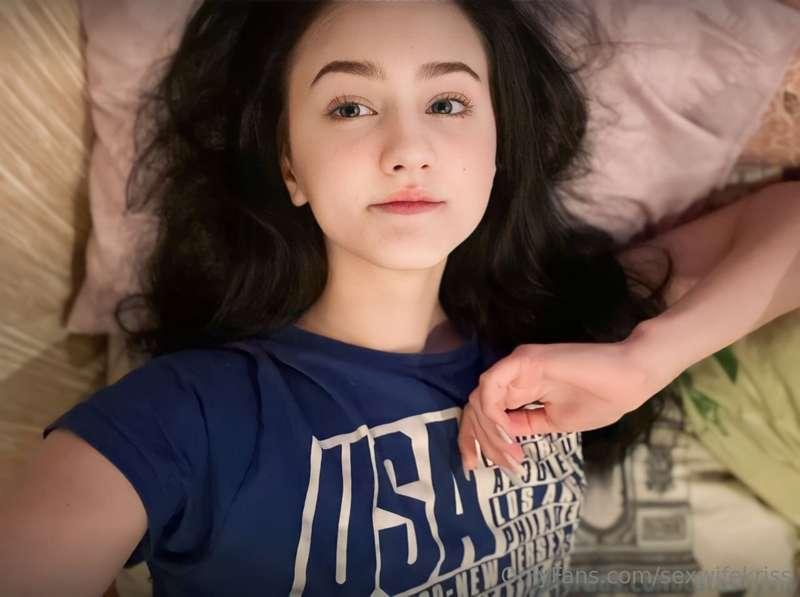 sexwifekriss main image