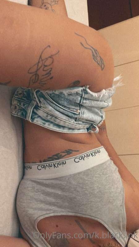 Lascia una 💸e ricevi la foto senza 👗💙🤍
Leave a 💸and get the ..