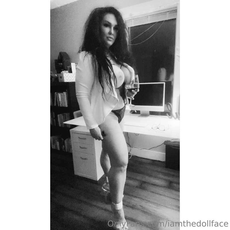 iamthedollface image #1