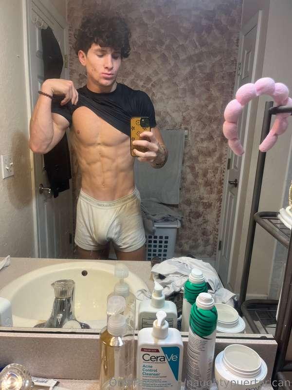 naughtypuertorican image #1