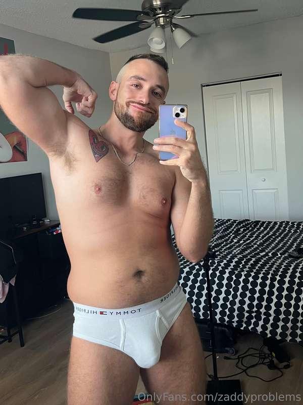 Good morning babes
