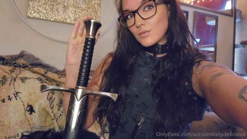 Have you seen this beautiful addition to my collection? ⚔️ht..