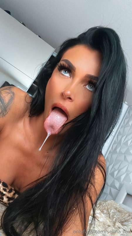 ready to give you the best blowjob of your life 👅💦