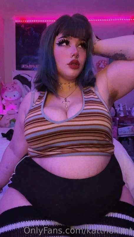 Swipe for titty pic 😘
