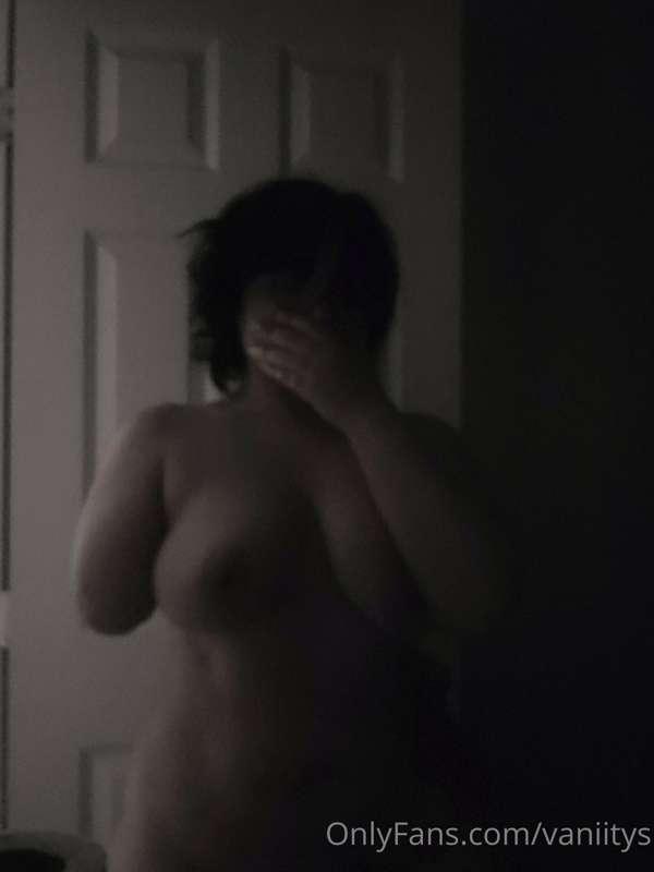Unfocused but never when it comes to you 💦💦😈😈