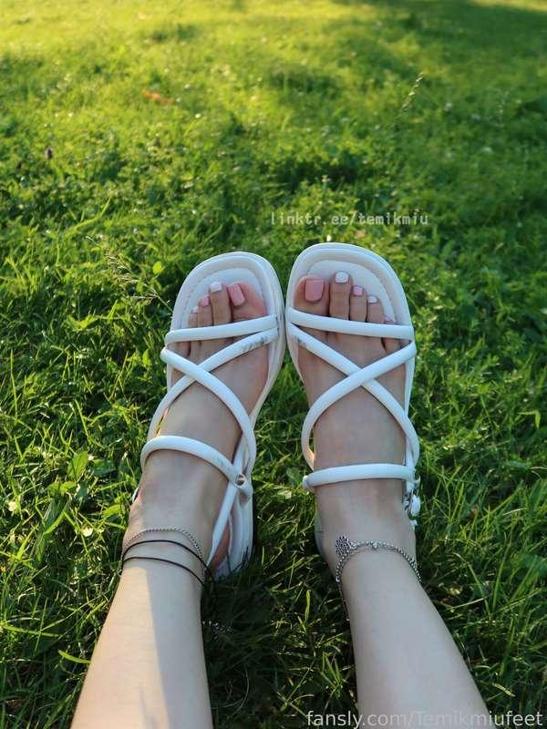 temikmiufeet image #1