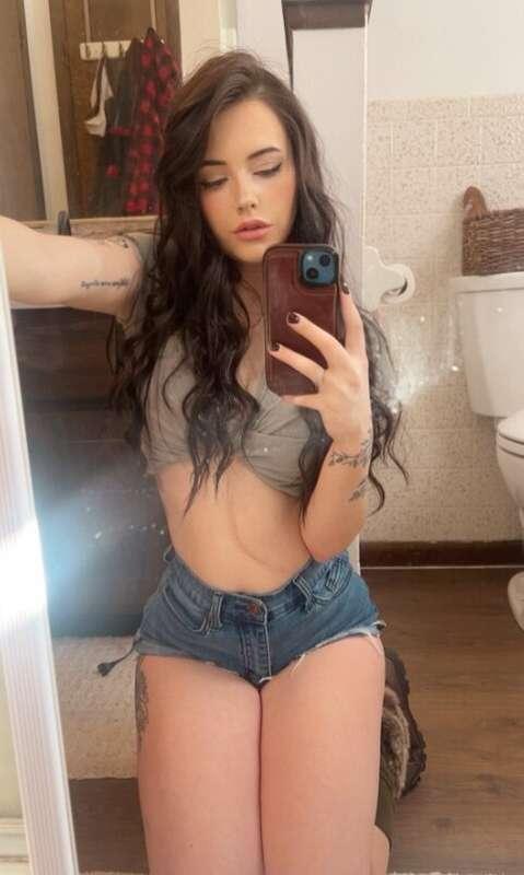 Tell me something sexy !
