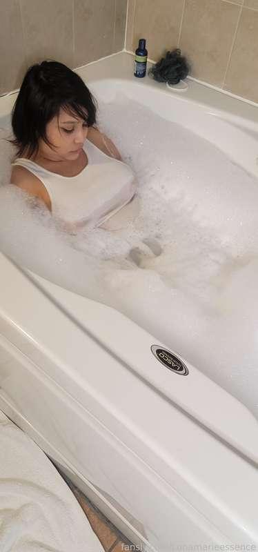 DM