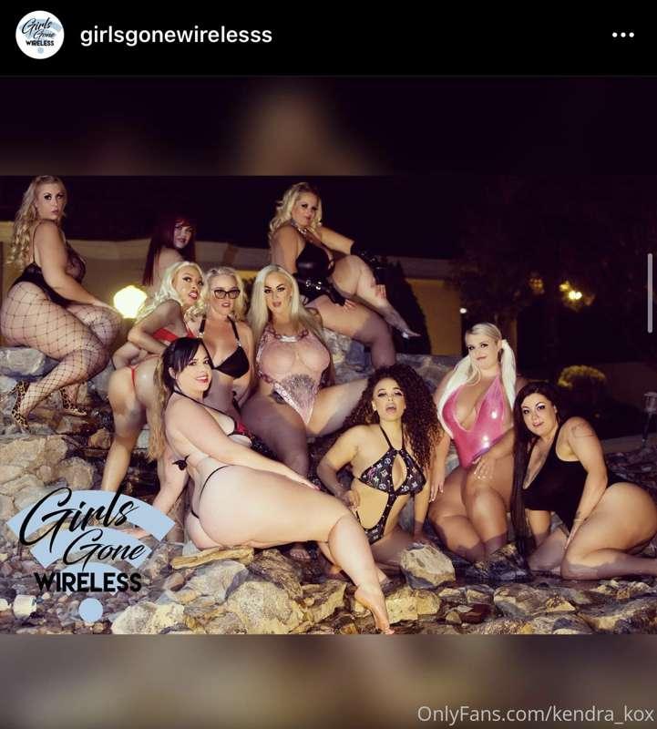 whose coming to the girls gone wireless event this month ? 🍆..