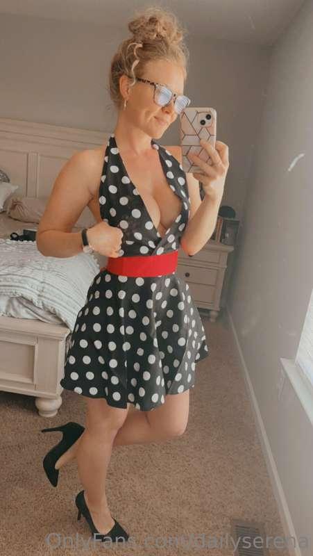 My new cooking apron!

Looks like a dress.. but the open bac..