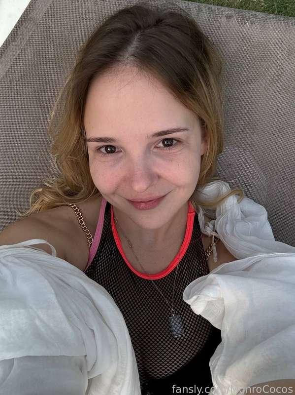 Friends, I want to inform you that I am ready to host my live broadcast here!❤️
I want to do it next Sunday, July 7th.!!!
It will be a day off and I hope you will be able to connect to the live broadcast. But we need to decide on the time so that the majority is comfortable! Vote on which time suits you best. MOSCOW TIME. Everyone can translate the time in their country and focus on the time in Moscow.🕐