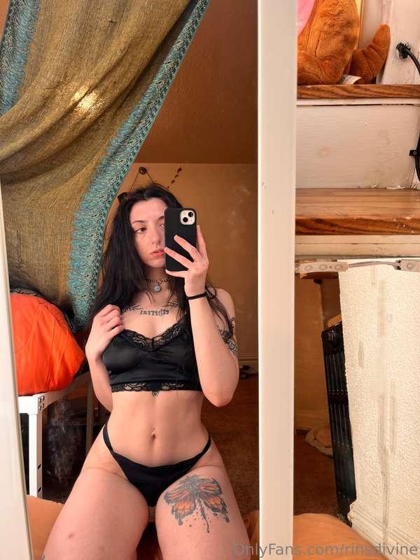 i need to clean my mirrors 😅
