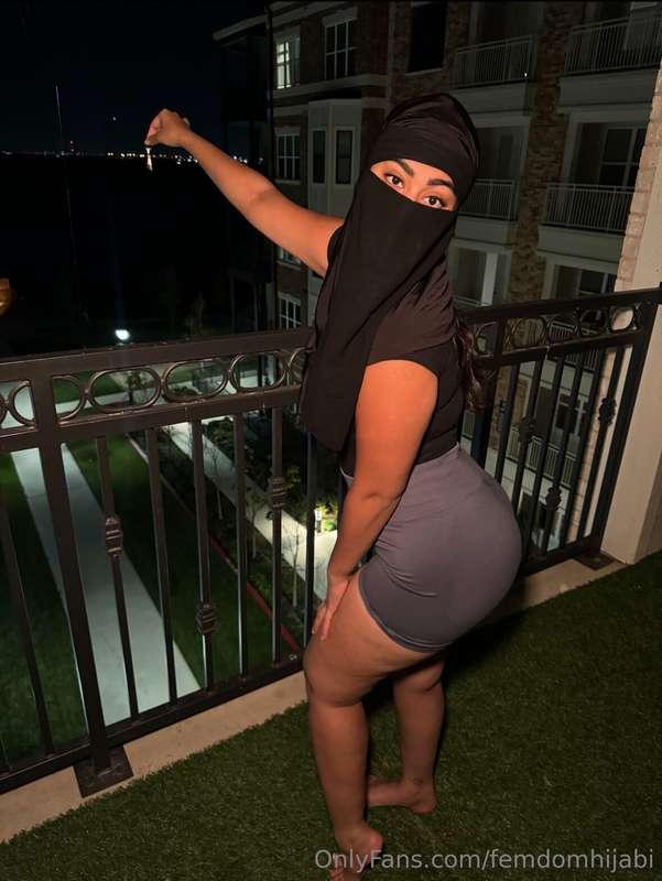 femdomhijabi main image