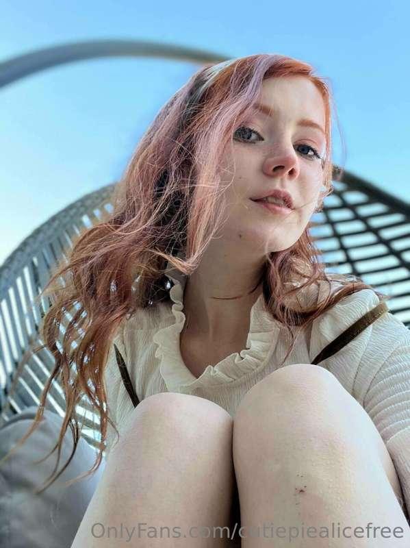 Just feeling cute 👉👈 Am I good girl? Do I deserve your like?..