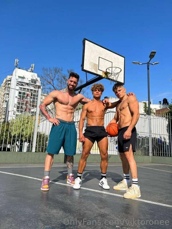 Have you seen this video? We got very wet💦🍆.
