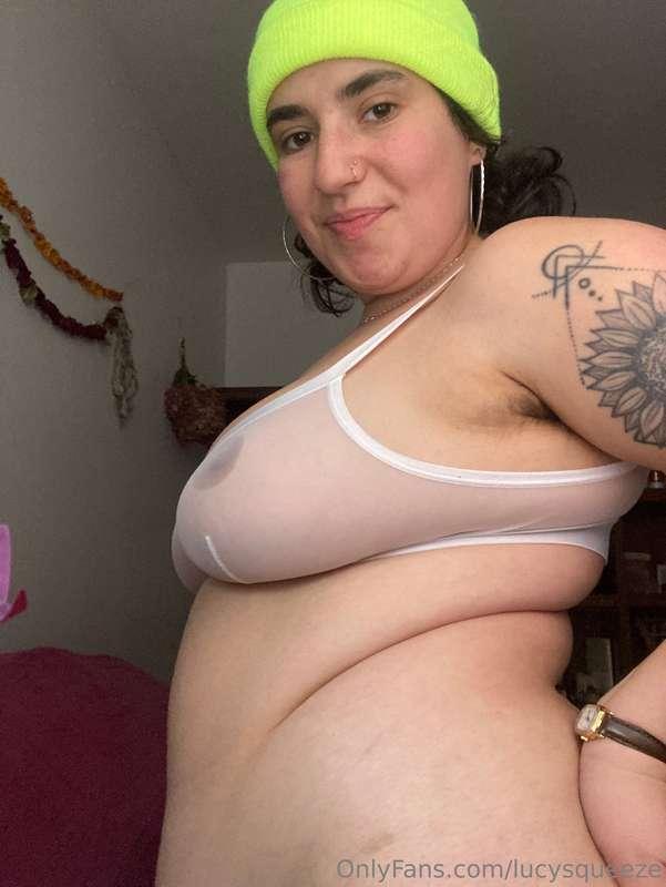 lucysqueeze image #0